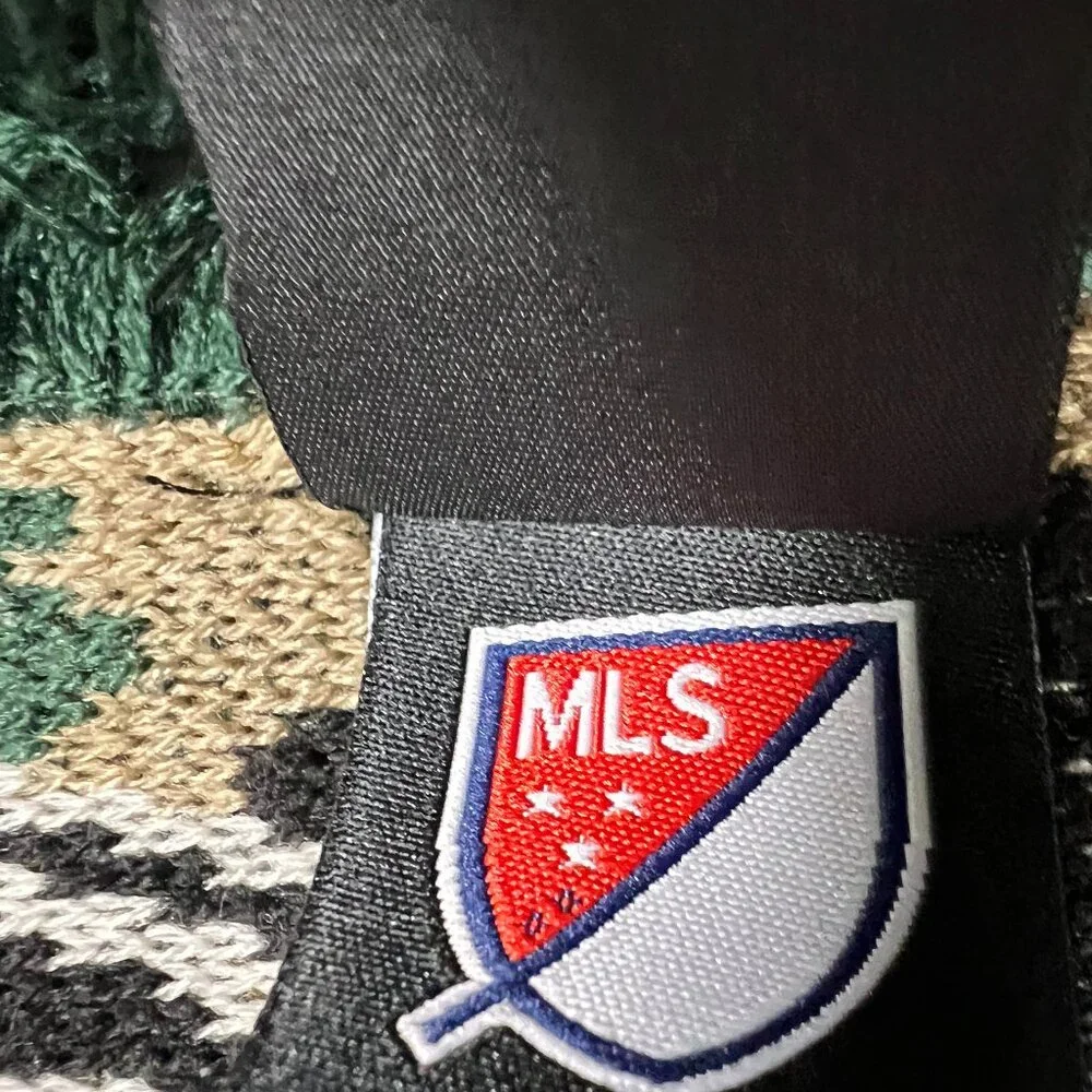 Adidas Unisex OSFA Beige Green Camo Winter Fringe Columbus Crew FC MLS Scarf NWT